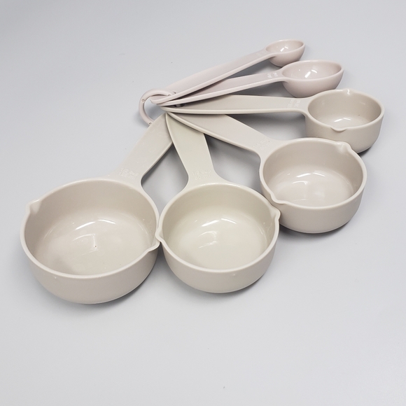 6-Piece Measuring Cups & Spoon Set - Picture 2 of 8